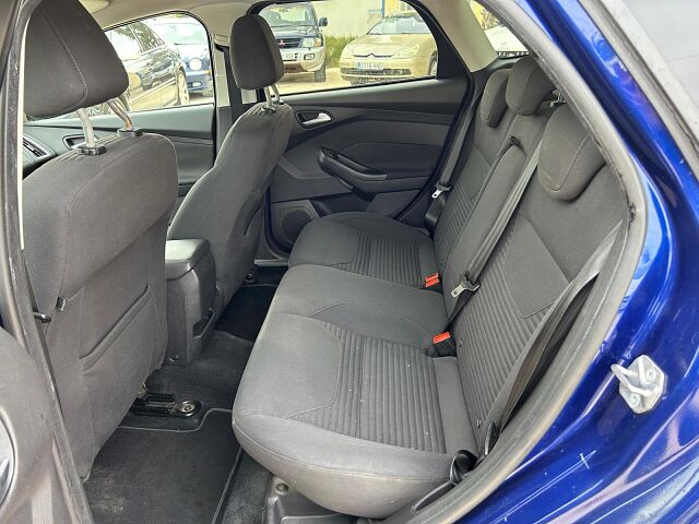 FORD FOCUS TITANIUM ESTATE 1.5 TDCI AUTO SPANISH LHD IN SPAIN 93000 MILES 2015